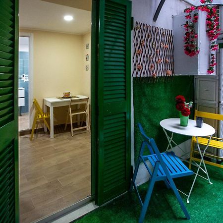 Maison Atri 17 Napoli Bagian luar foto