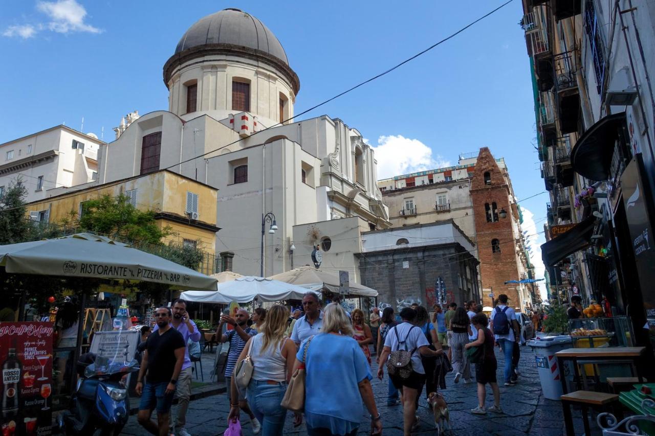 Maison Atri 17 Napoli Bagian luar foto