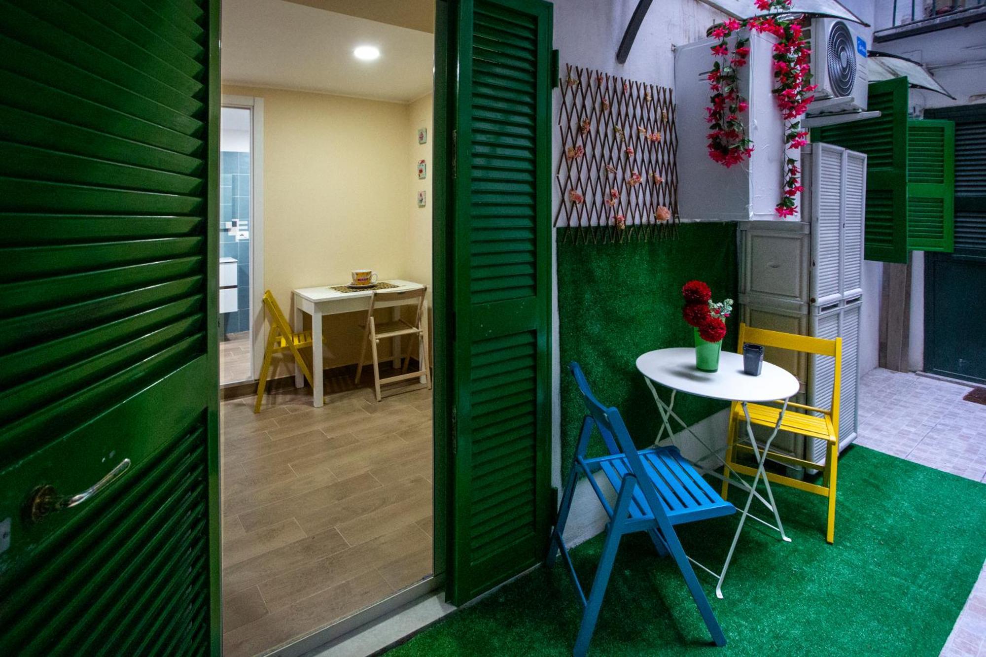 Maison Atri 17 Napoli Bagian luar foto